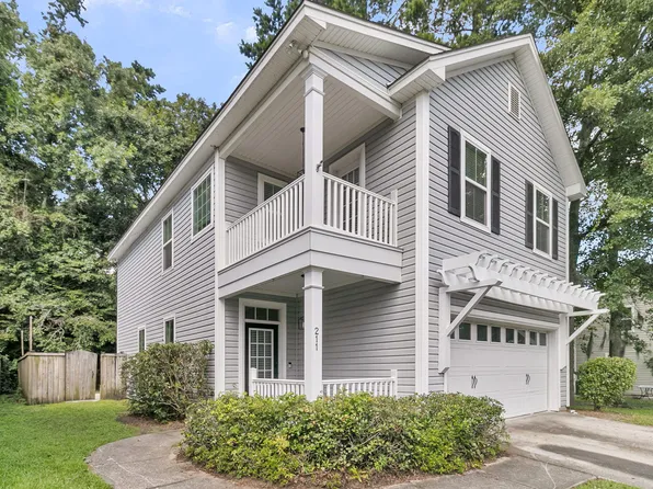 211 Recess Dr, Ladson, SC 29456