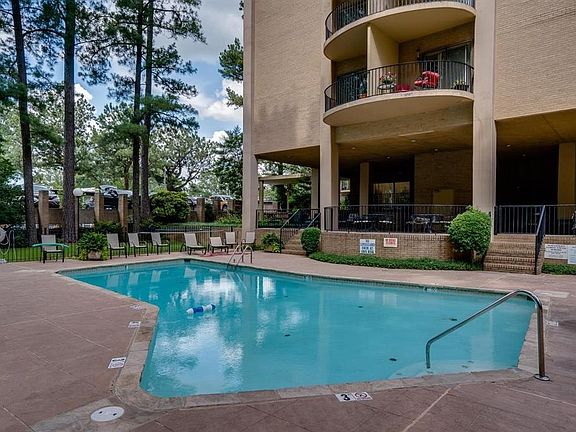 5th image of 475 N Highland St APT 2E