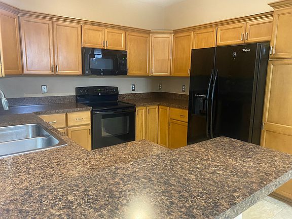 4th image of 34558 Northrup Dr #8