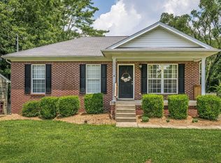 5607 Clearridge Pl, Louisville, KY 40229
