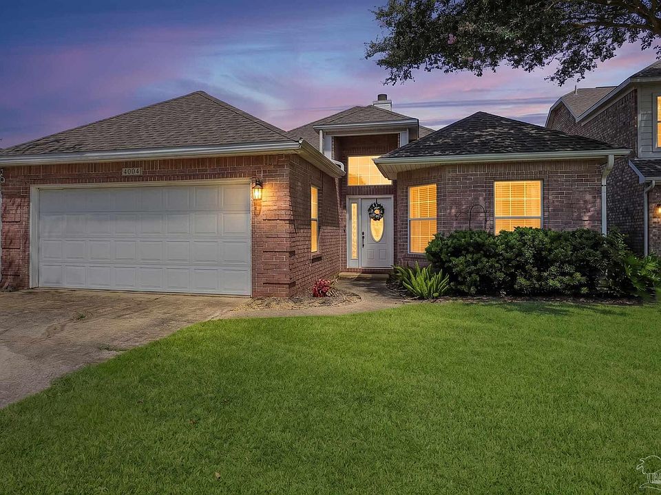 1st image of 4004 Longwood Cir