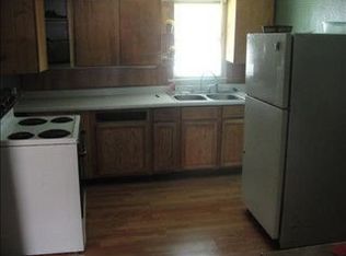 110 S Center St, Maxwell, IN 46154