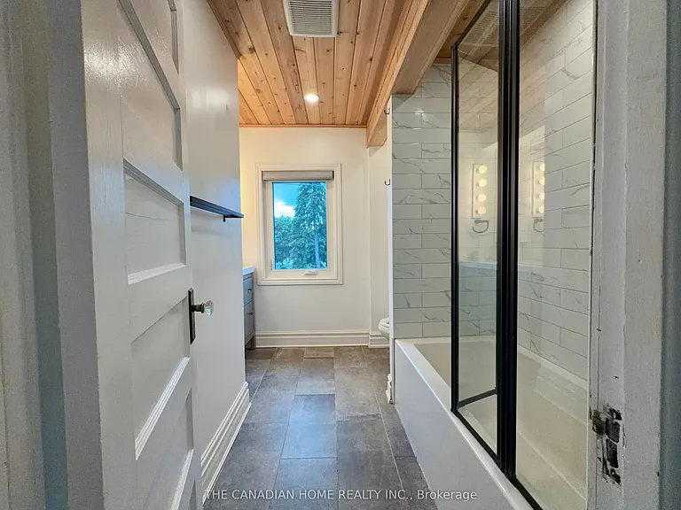 71 English St — Photo 28