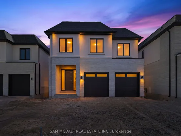 2354 8th Line, Oakville, ON L6H 2H1