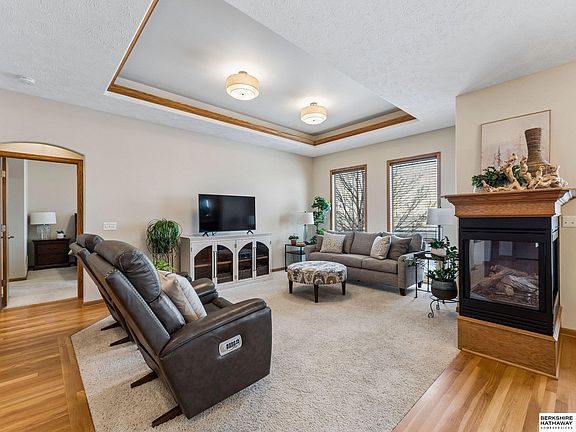 3rd image of 4304 N 176th Ave