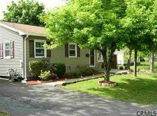 25 Sherwood Ave, Rensselaer, NY 12144