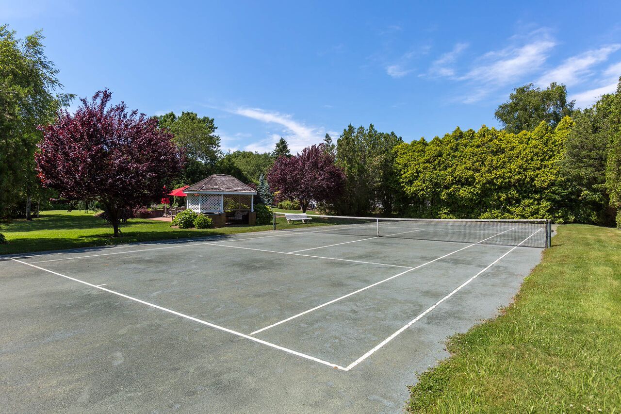  Har-tru Tennis Court