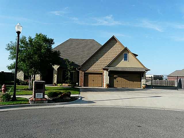 1st image of 3000 White Cedar Ct