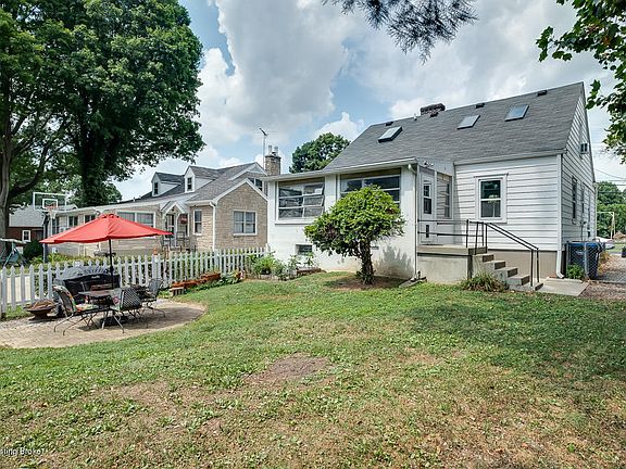 5th image of 1716 Meyers Ln