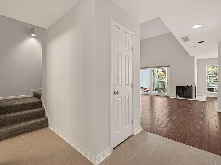 7655 S Braeswood Blvd #47 — Photo 3