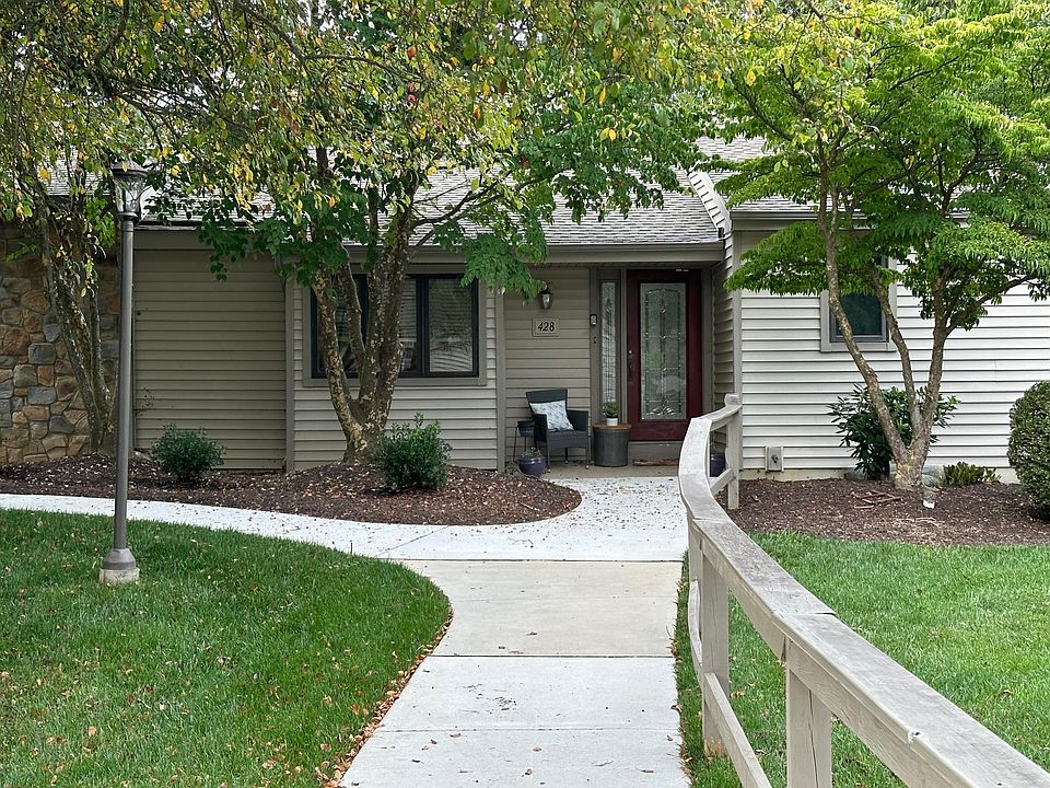 Walkway to Front Door