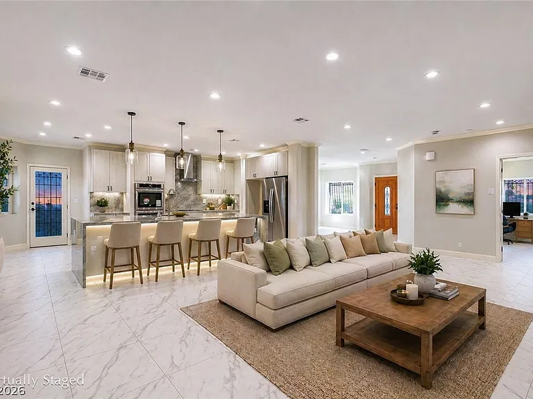 60 E Levi Ave — Photo 14