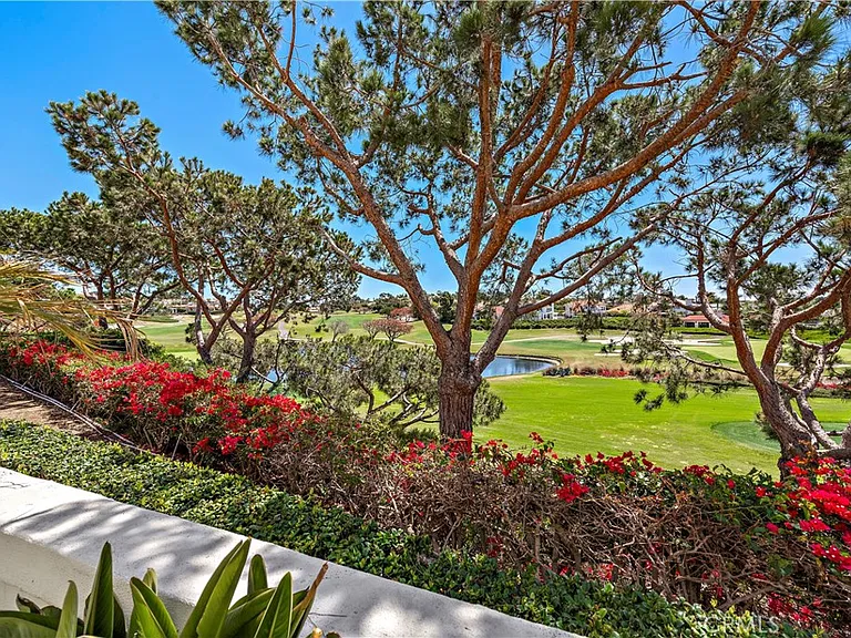 82 Tennis Villas Dr — Photo 26