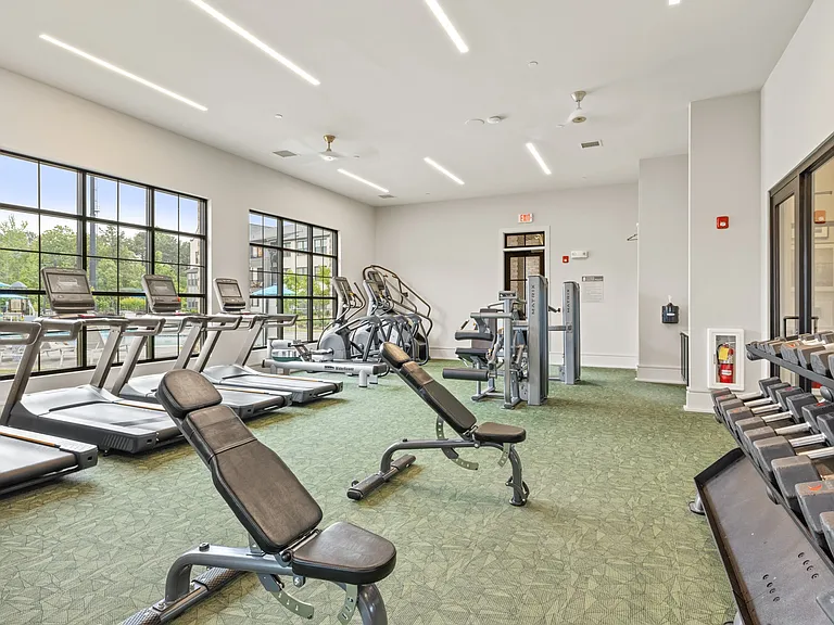 Bexley Westshore — Photo 14