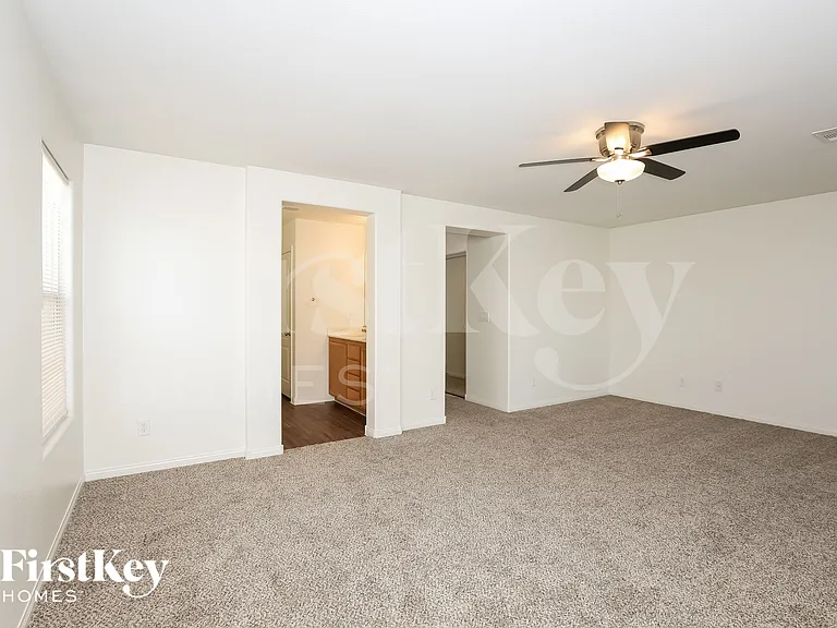 133 Cracked Tree Ave — Photo 8
