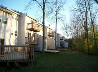 38843 N Cedar Crest Dr APT 301, Lake Villa, IL 60046
