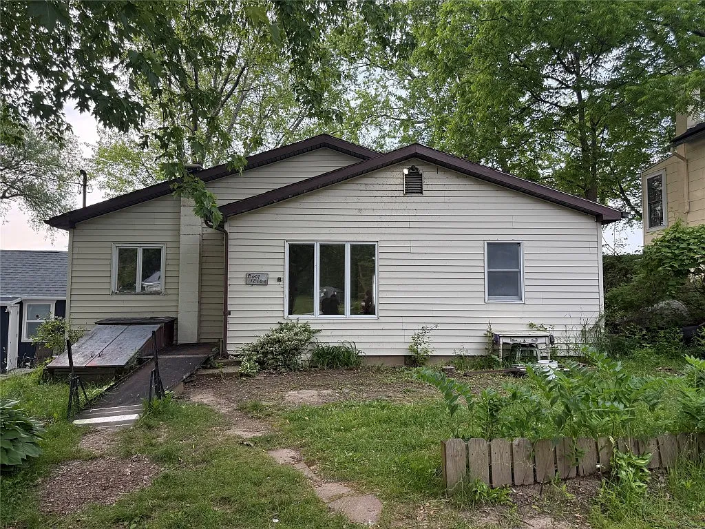 12104 Boll Rd photo 1