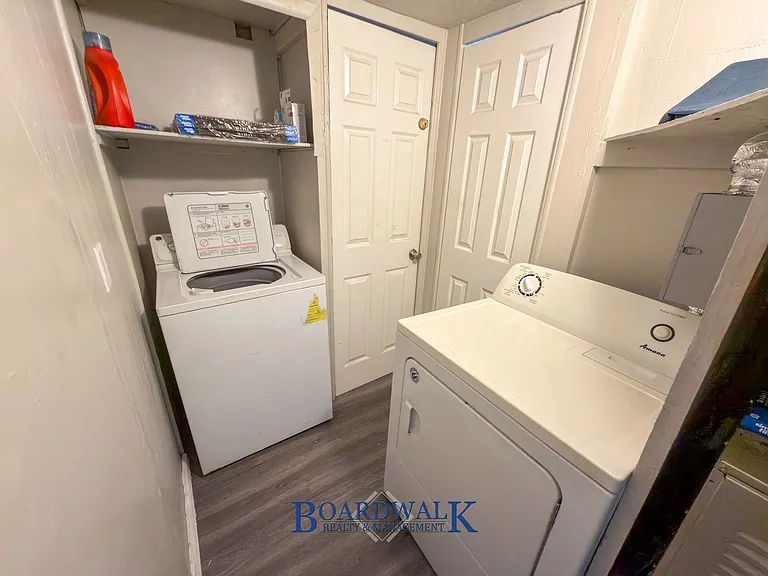 155 W State St #3 — Photo 27