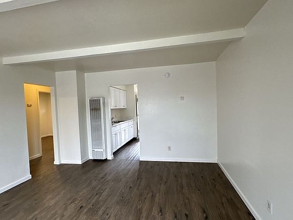 3rd image of 514 E Cypress Ave APT B