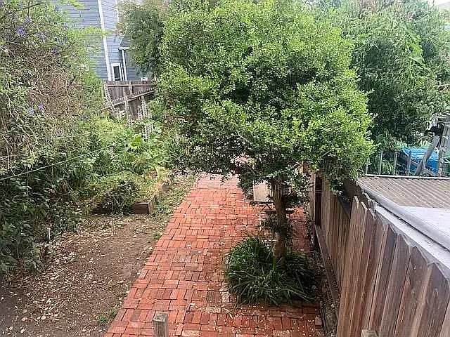 2611 Folsom St #A — Photo 17