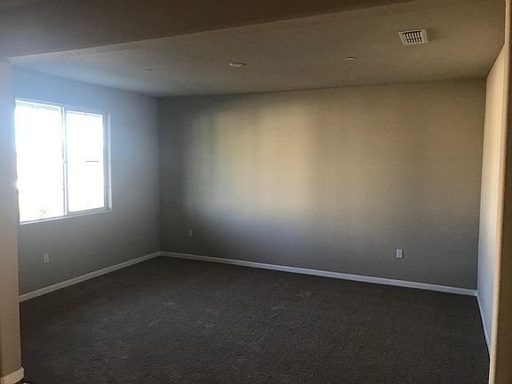 3rd image of 436 Evans Ln