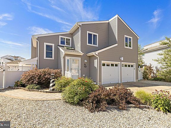 2nd image of 112 Eliza Ln