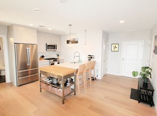 16 Boardman St #302, Boston, MA 02128