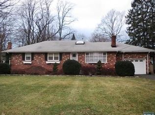 329 Boulevard, Pompton Plains, NJ 07444