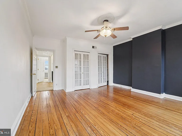2206 E Baltimore St — Photo 27