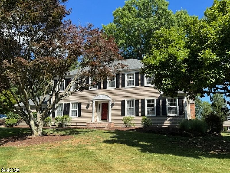 1st image of 164 Parker Rd