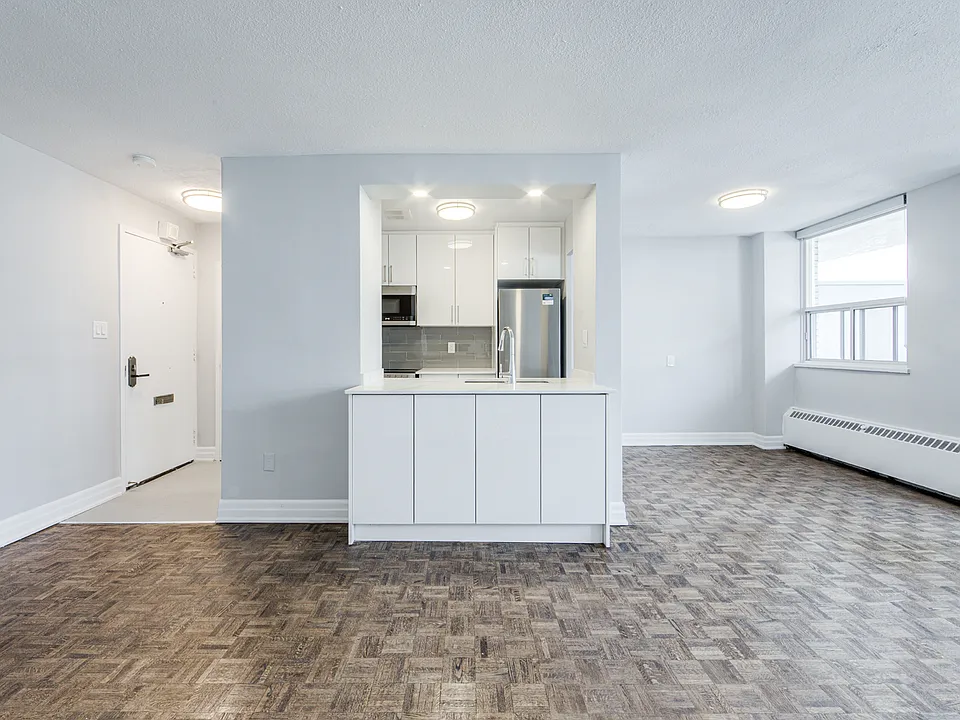 88 Redpath Avenue