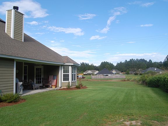 4th image of 3840 Megan Cir