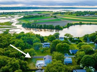 34 Bernard Ln, Little Compton, RI 02837