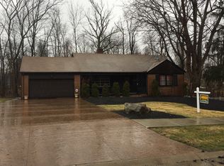 7472 Oval Dr, Independence, OH 44131