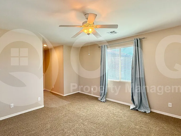 894 S Agnes Ln — Photo 11