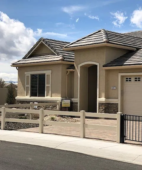 9897 Ash Meadow Dr — Photo 1