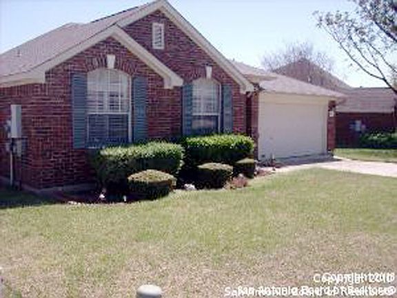 2nd image of 1525 Juniper Ln