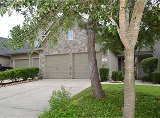 30 Valley Oaks Cir, Spring, TX 77382