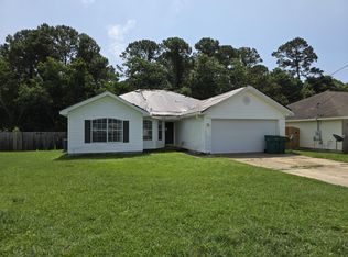 74 Stowe Rd, Mary Esther, FL 32569