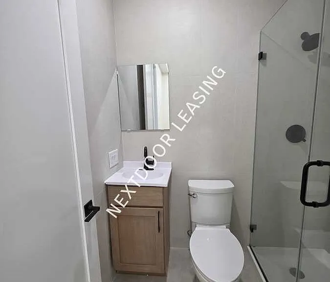 40 Lembeck Ave #105M — Photo 3