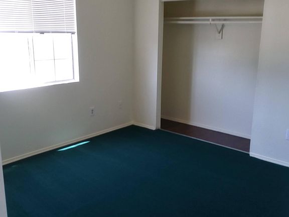 5th image of 10602 Avalon Blvd
