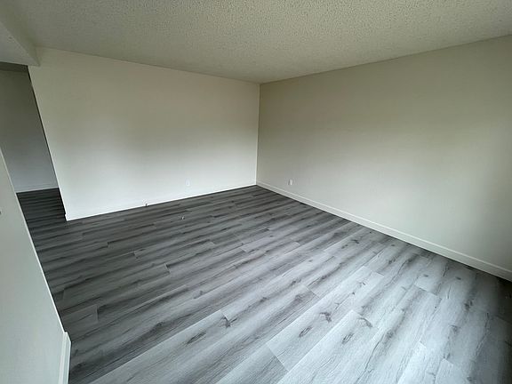 4th image of 2903 Clover Ct