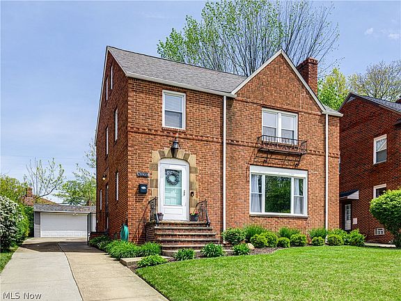 2nd image of 3805 Washington Blvd