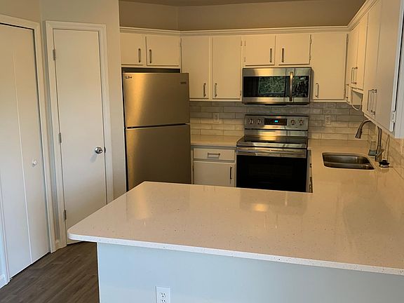 3rd image of 1655 The Greens Way APT 2222