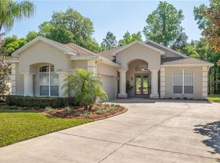 12350 Woodlands Cir, Dade City, FL 33525