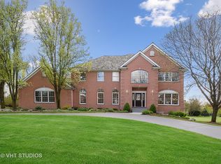 27071 W Wellington Ct, Lake Barrington, IL 60010