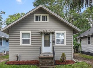 122 Mifflin Ave, Lansing, MI 48912