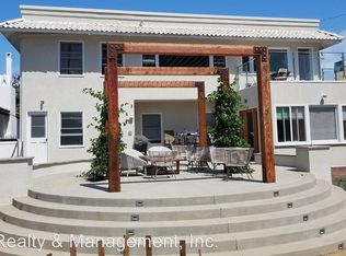 2918 E 1st St, Long Beach, CA 90803