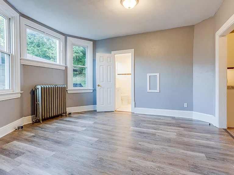 955 Berkshire Ave #1 — Photo 8