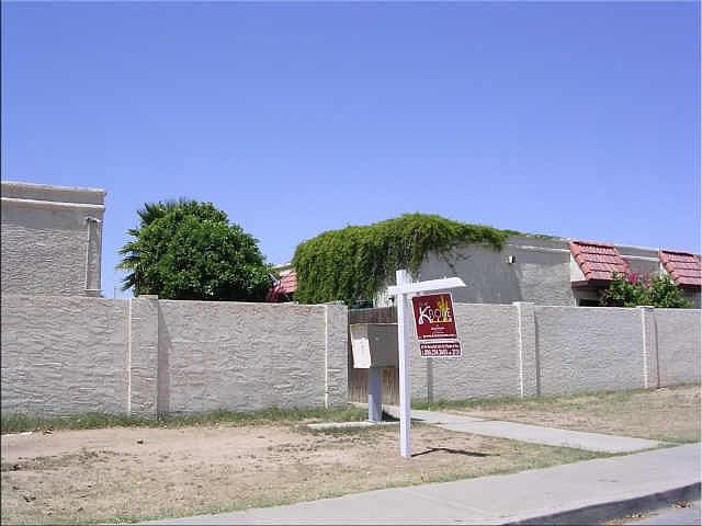 2nd image of 704 W 4 Street #4
